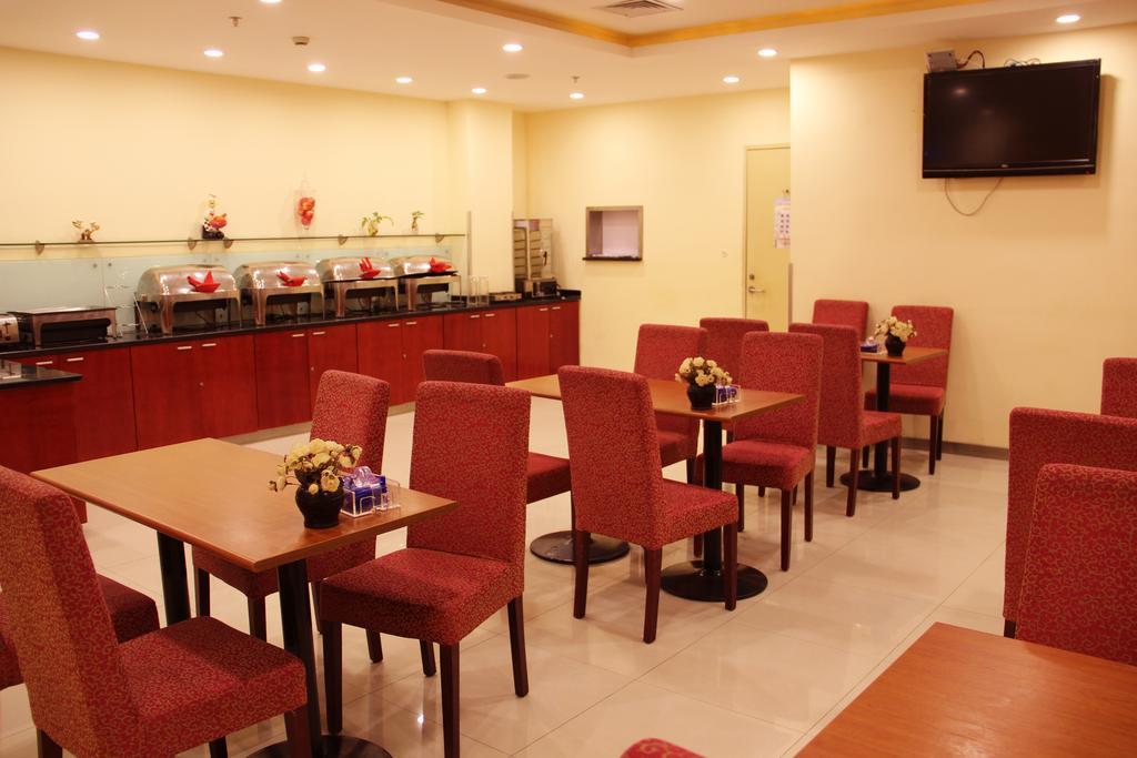 Hanting Express Qingdao Yanan Third Road Экстерьер фото